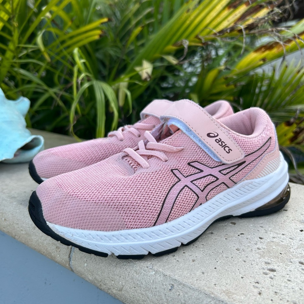 ASICS Kids Light Pink Sneakers